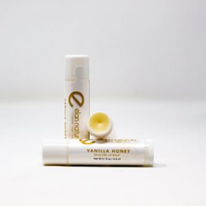 vanilla-honey-cbd-lip-balm-elan-naturals